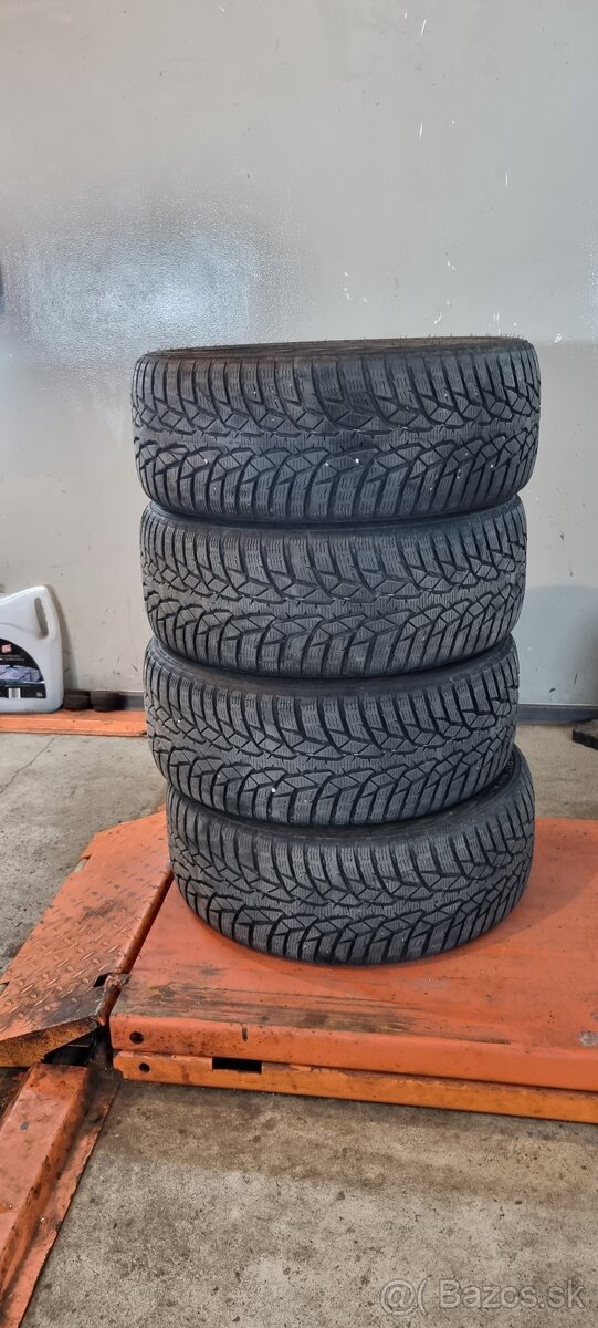 Predam nokian wrd4 225/45 r17 zimne