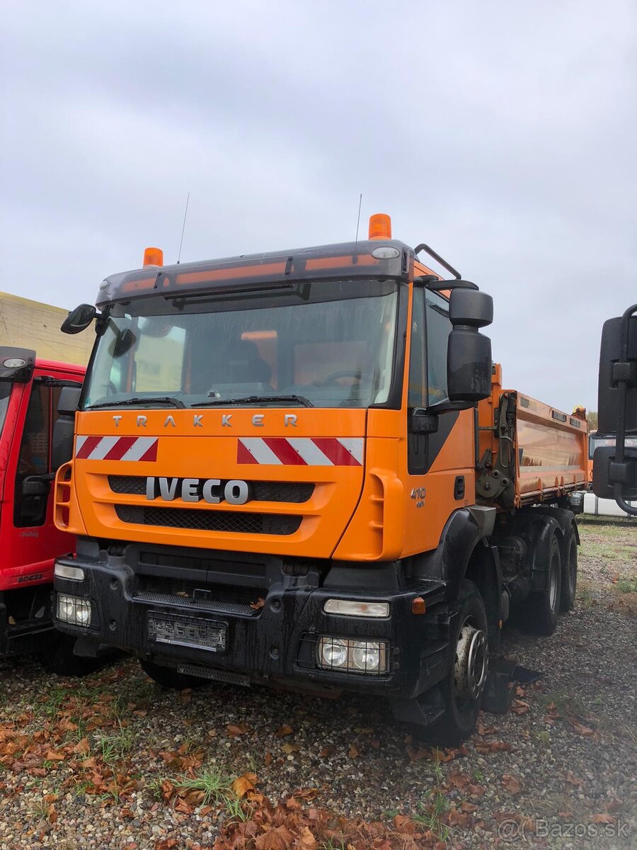 Třístranný sklápěč IVECO - MAGIRUS B064