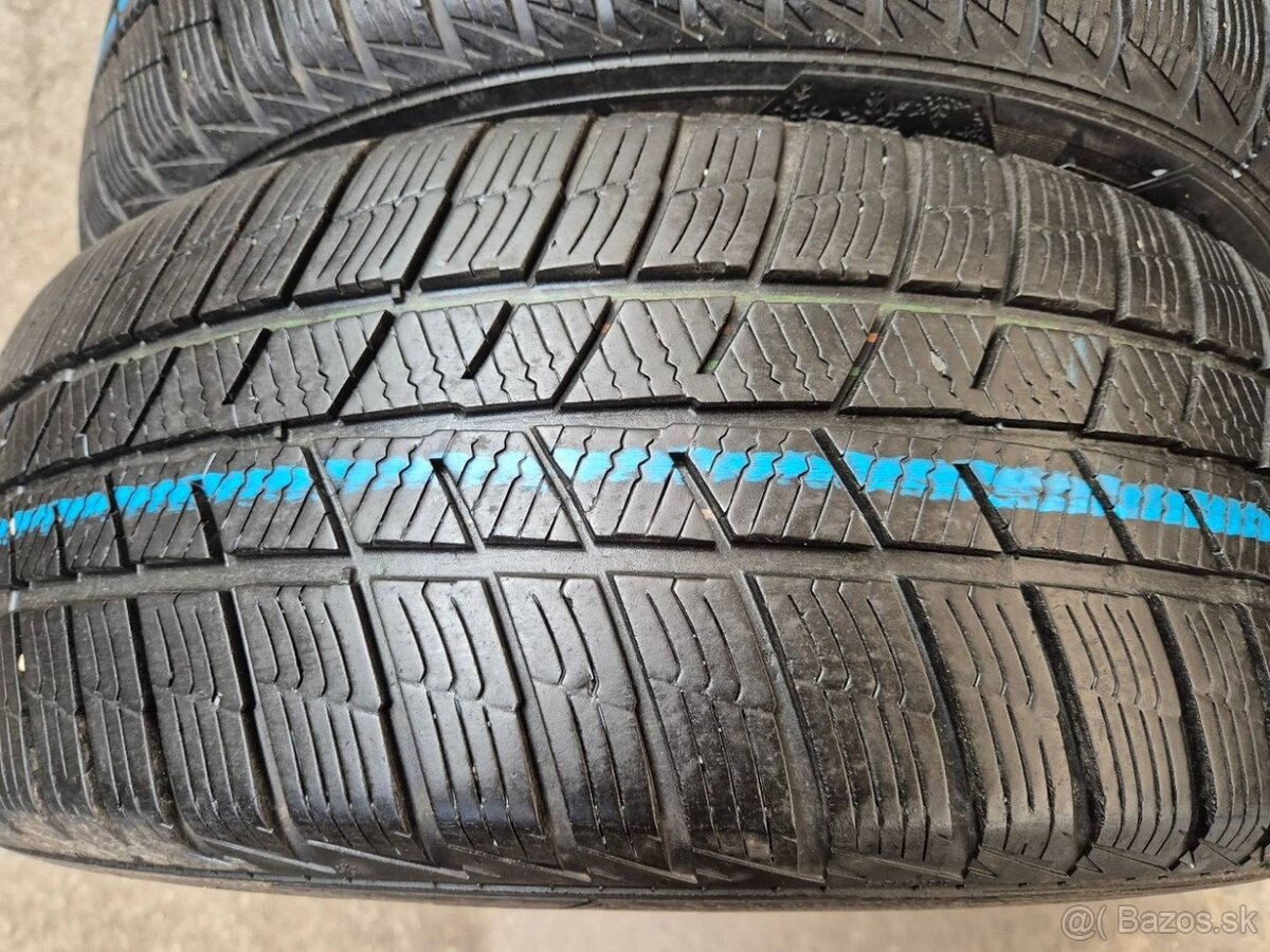 215/60 r16 zimné 2 ks BARUM dezén 6,4 mm DOT2018