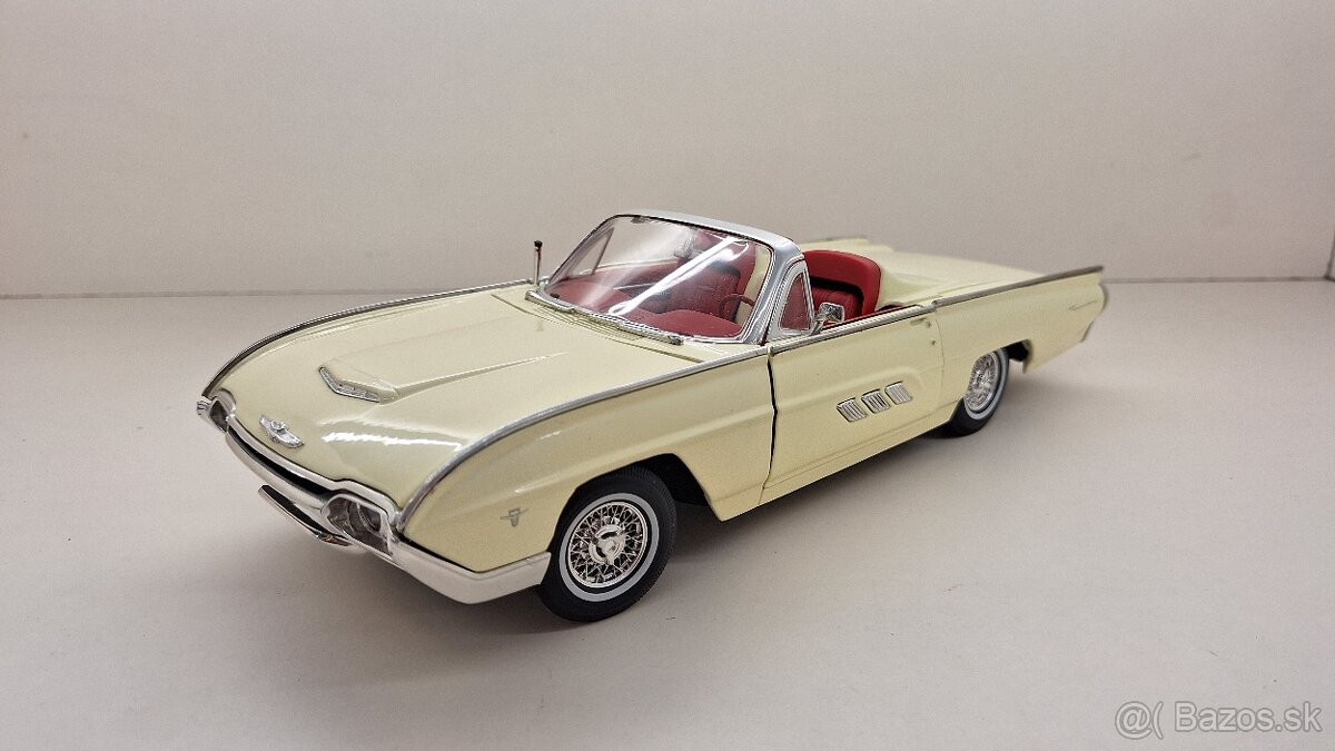 1:18 FORD THUNDERBIRD 63