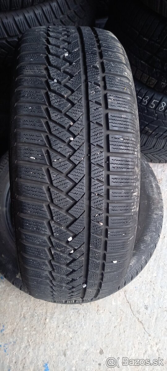 Predám zimné pneu 225/55r18 Continental