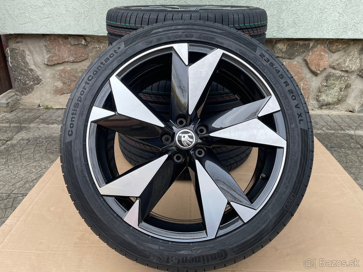 ŠKODA KODIAQ NOVÁ LETNÍ KOLA ARCTOS BLACK 235/45 R20 100V