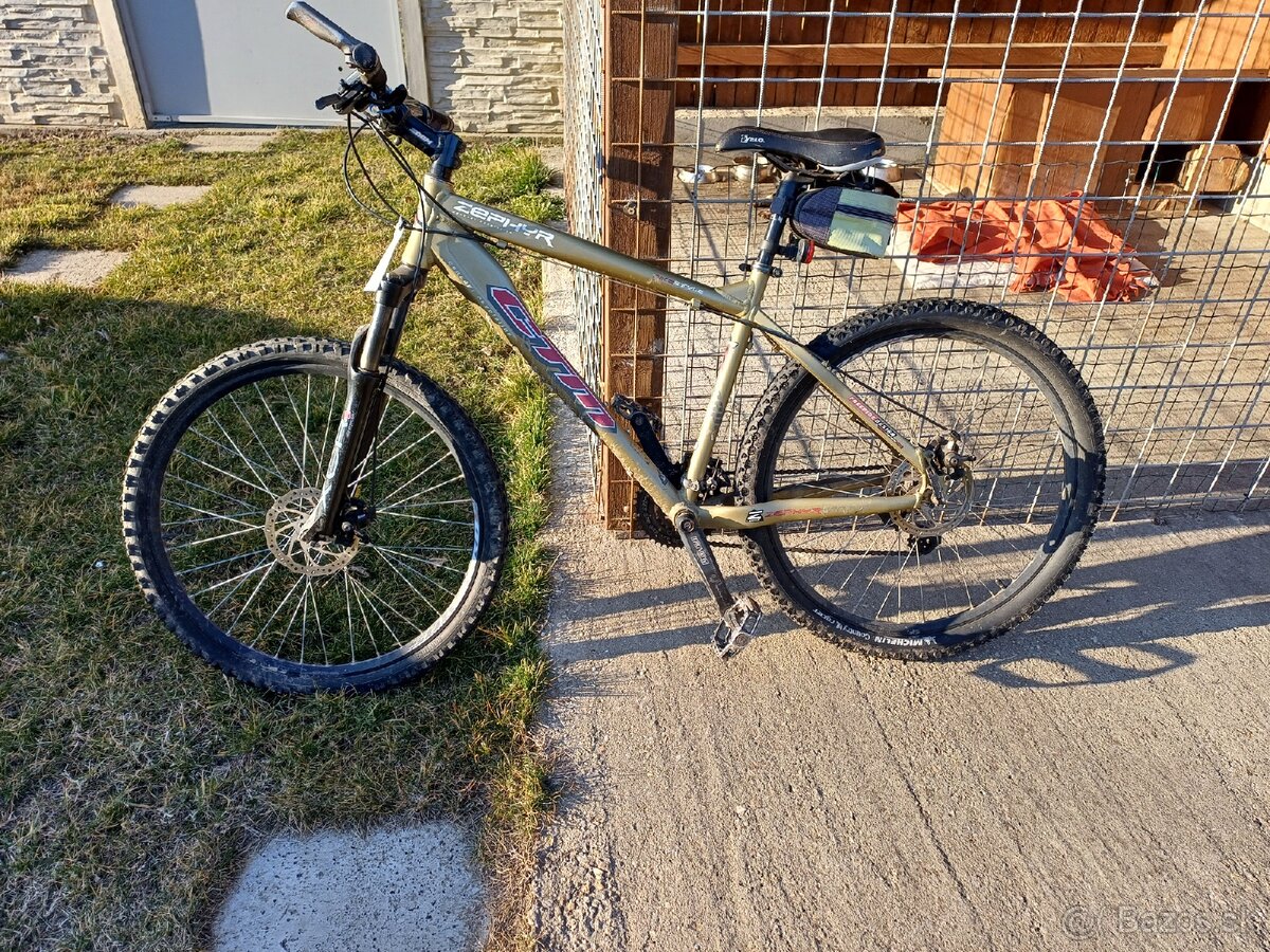 Horský bicykel CTM zephyr