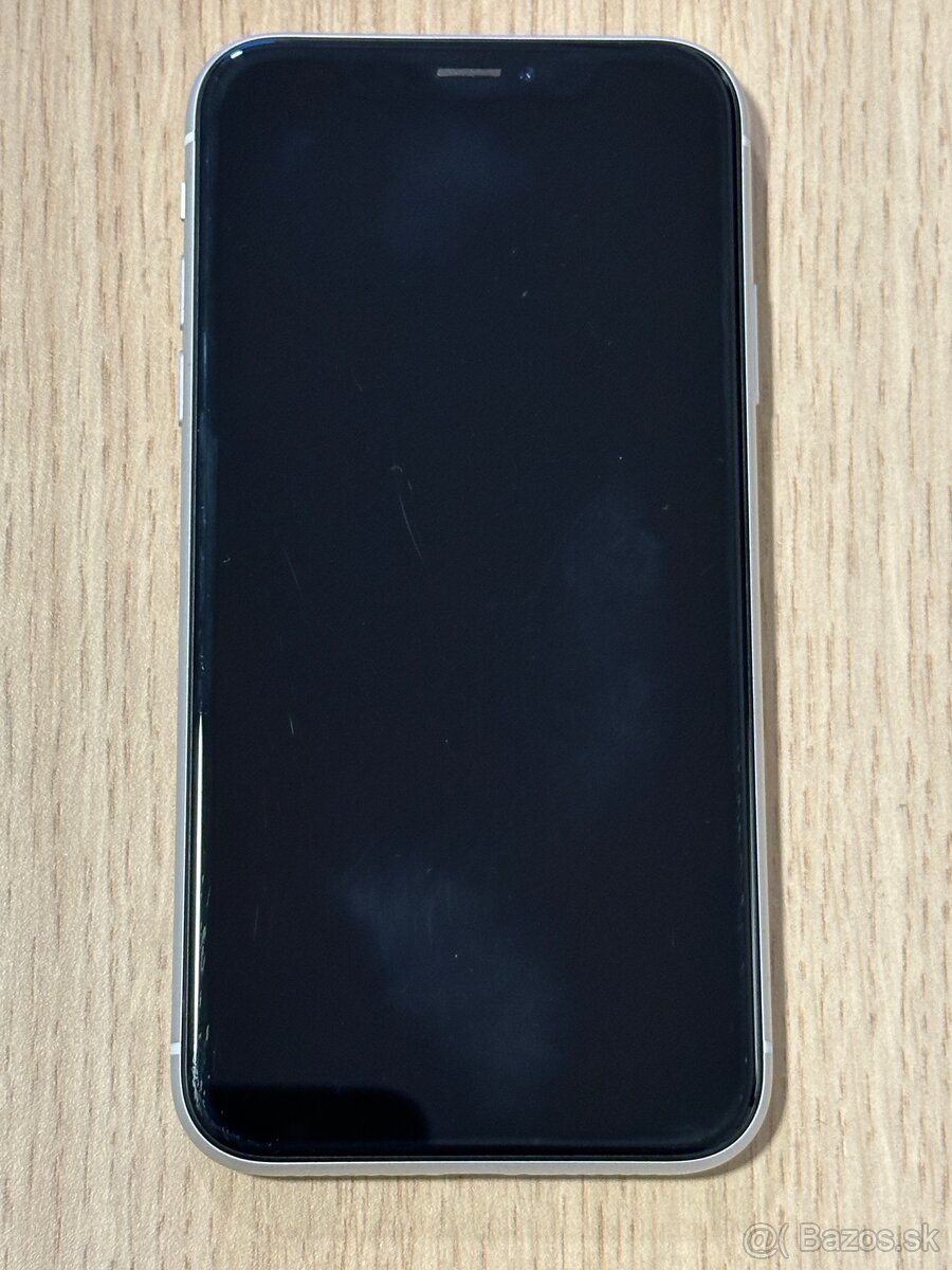 iPhone XR 64 biely