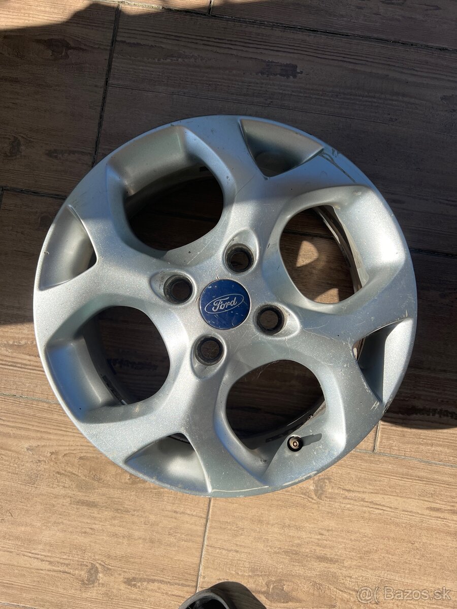 Original hlinikovy disk na ford fiesta