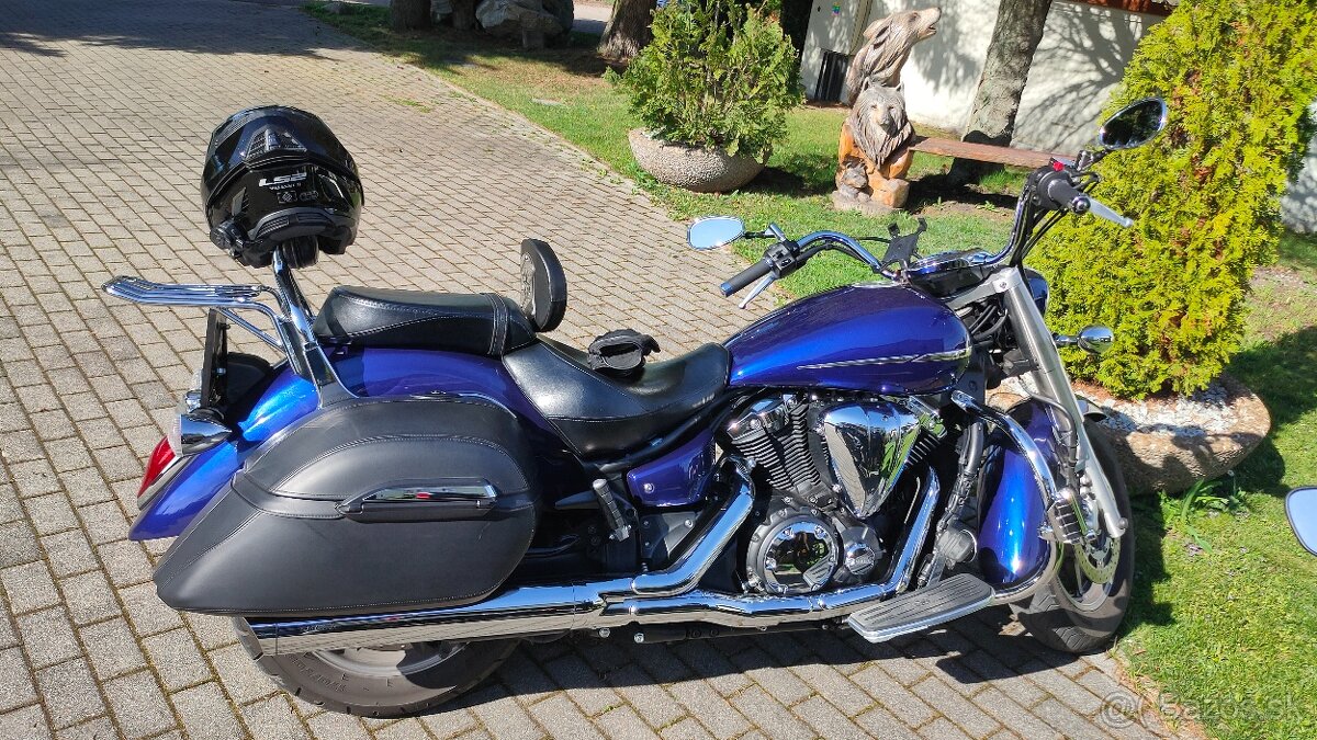 Yamaha XVS 1300 A MIDNIGHT STAR 2010