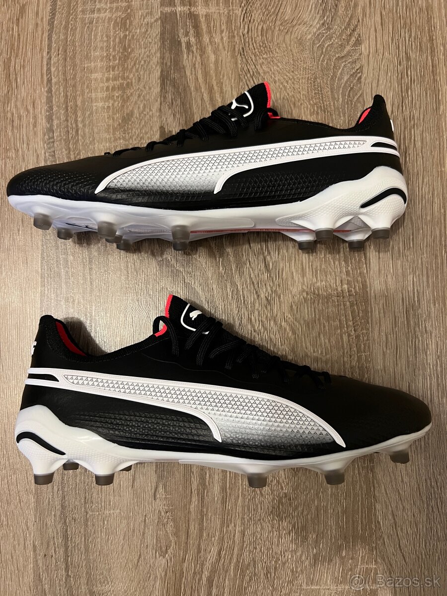 Kopačky Puma King Ultimate FG/AG