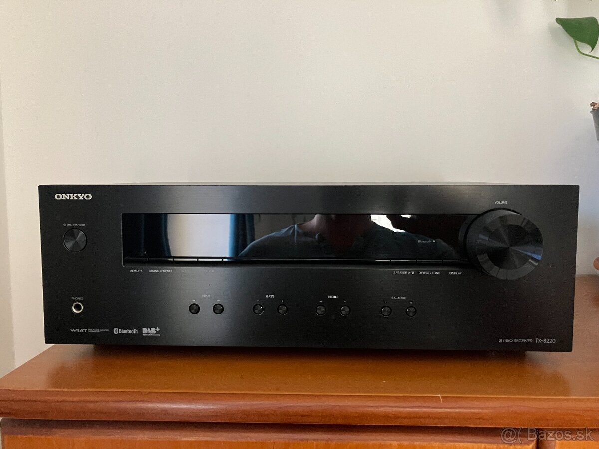 Receiver Onkyo TX-8220, reproduktory Jamo, kable DM Audio