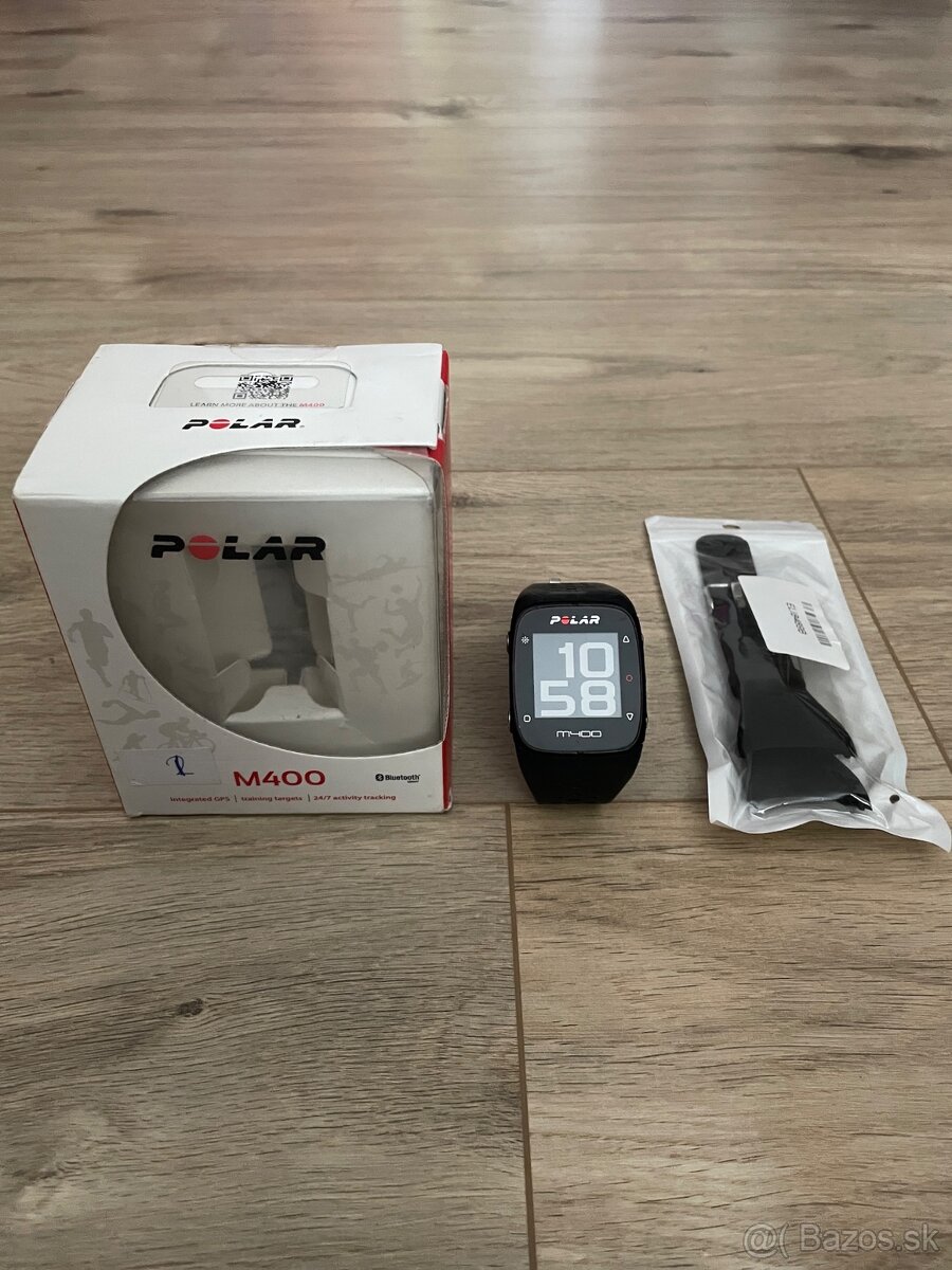 Polar M400 GPS Smart hodinky - čierne