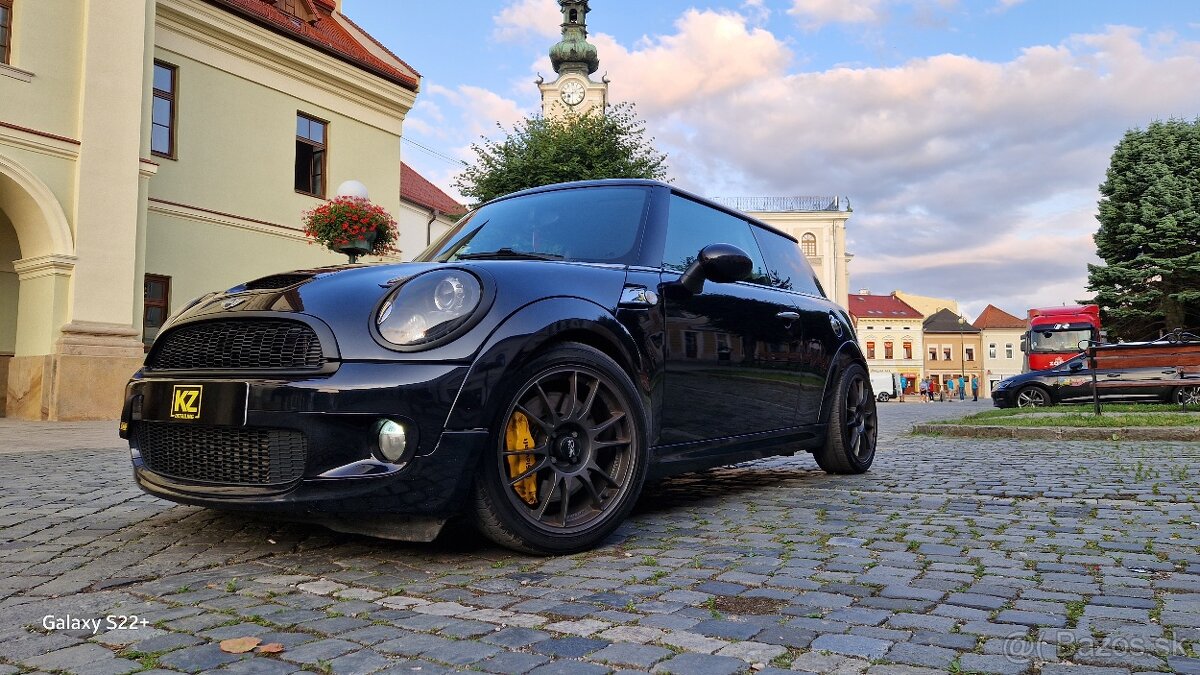 MINI COOPER S R56