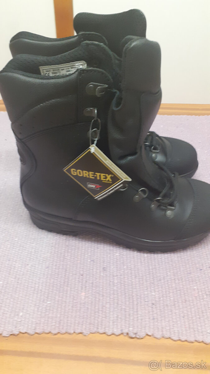 KANADY  GORE-TEX  26/1,5