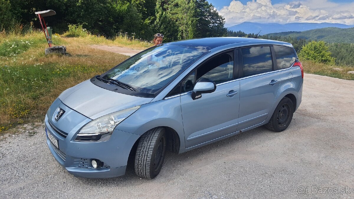 Peugeot 5008 1.6 hdi 7 - NOVE VSTREKOVACE