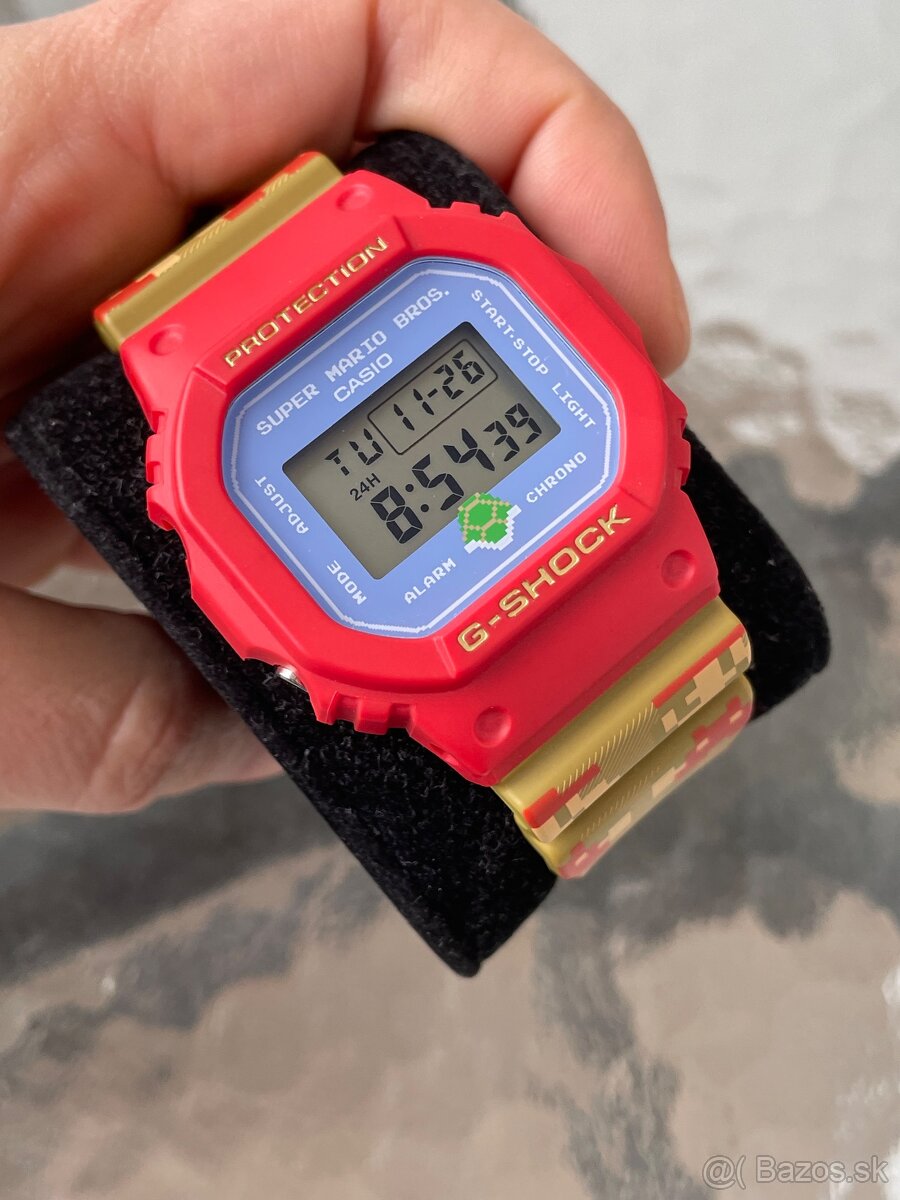 Casio G-Shock X Super Mario