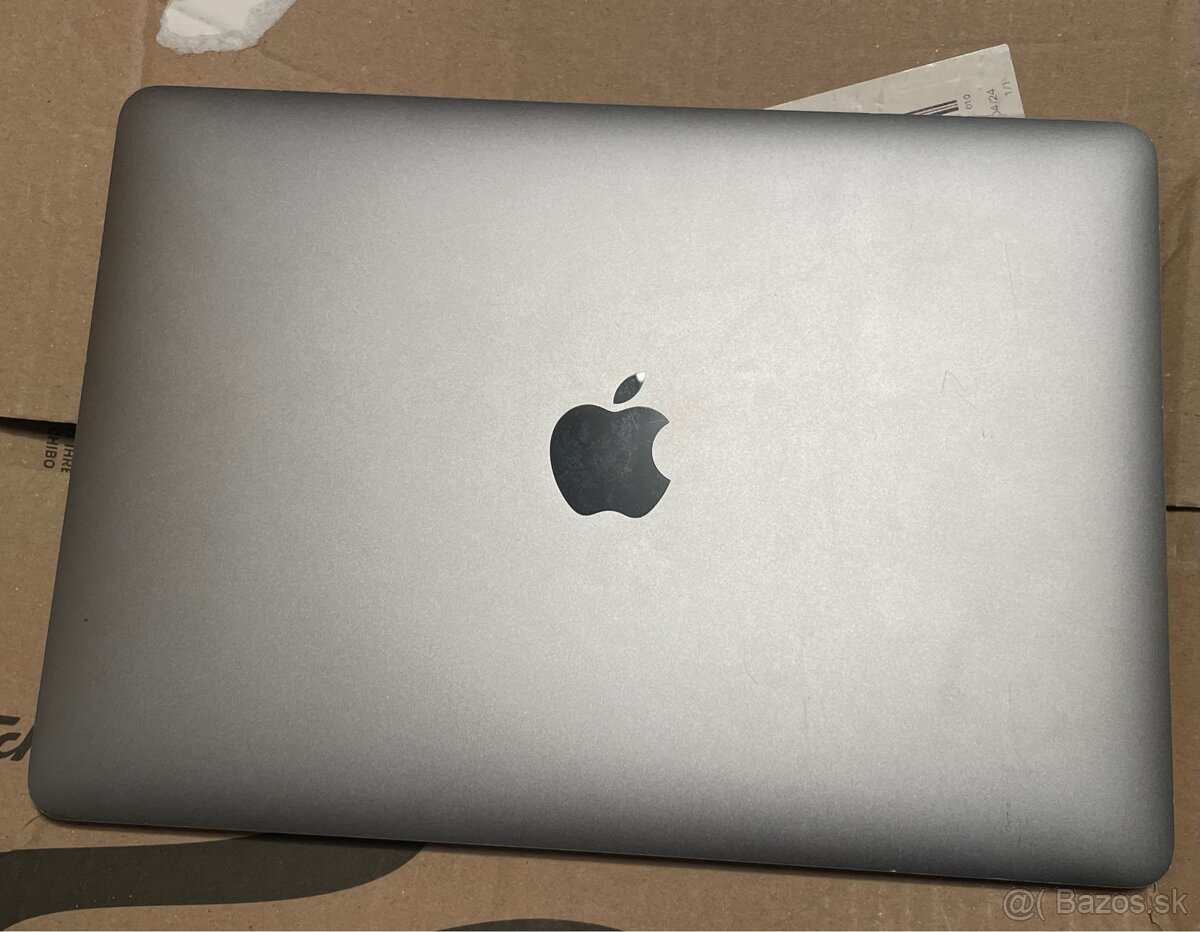 [03] Apple MacBook Retina 12” (2016) na diely