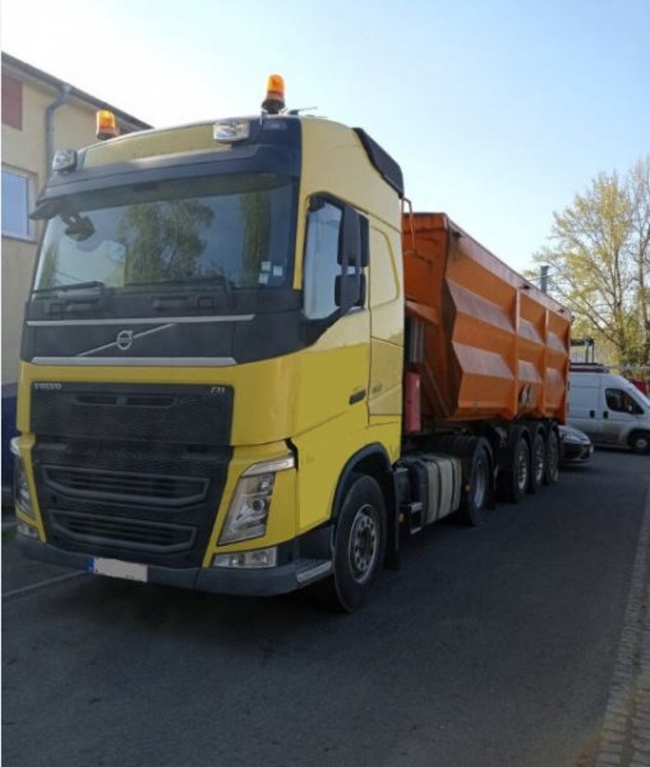 tahač hydr.Volvo +40m3 sklápěč 39/35t návěs 3os (souprava)