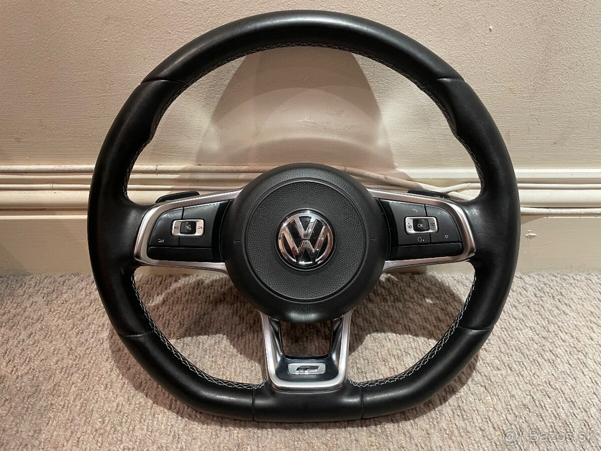 VW Multifunkcny sportovy volant r line