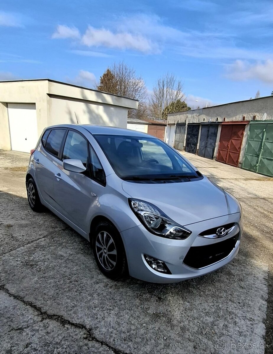 HYUNDAI IX20 1,4i BENZÍN  3/2011, 129 000 KM, KÚPENÁ V SR