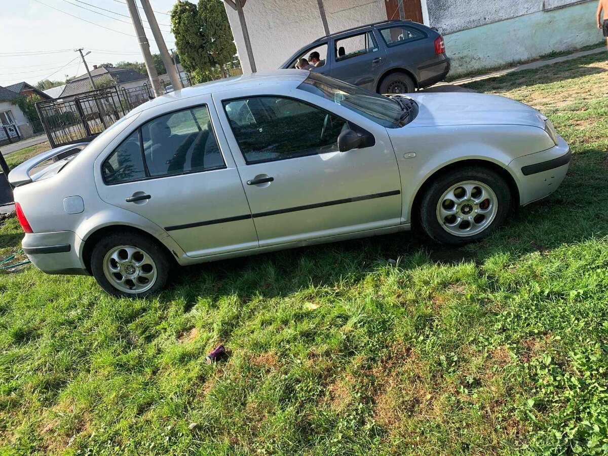 Predam wolsvagen bora 1.9tdi