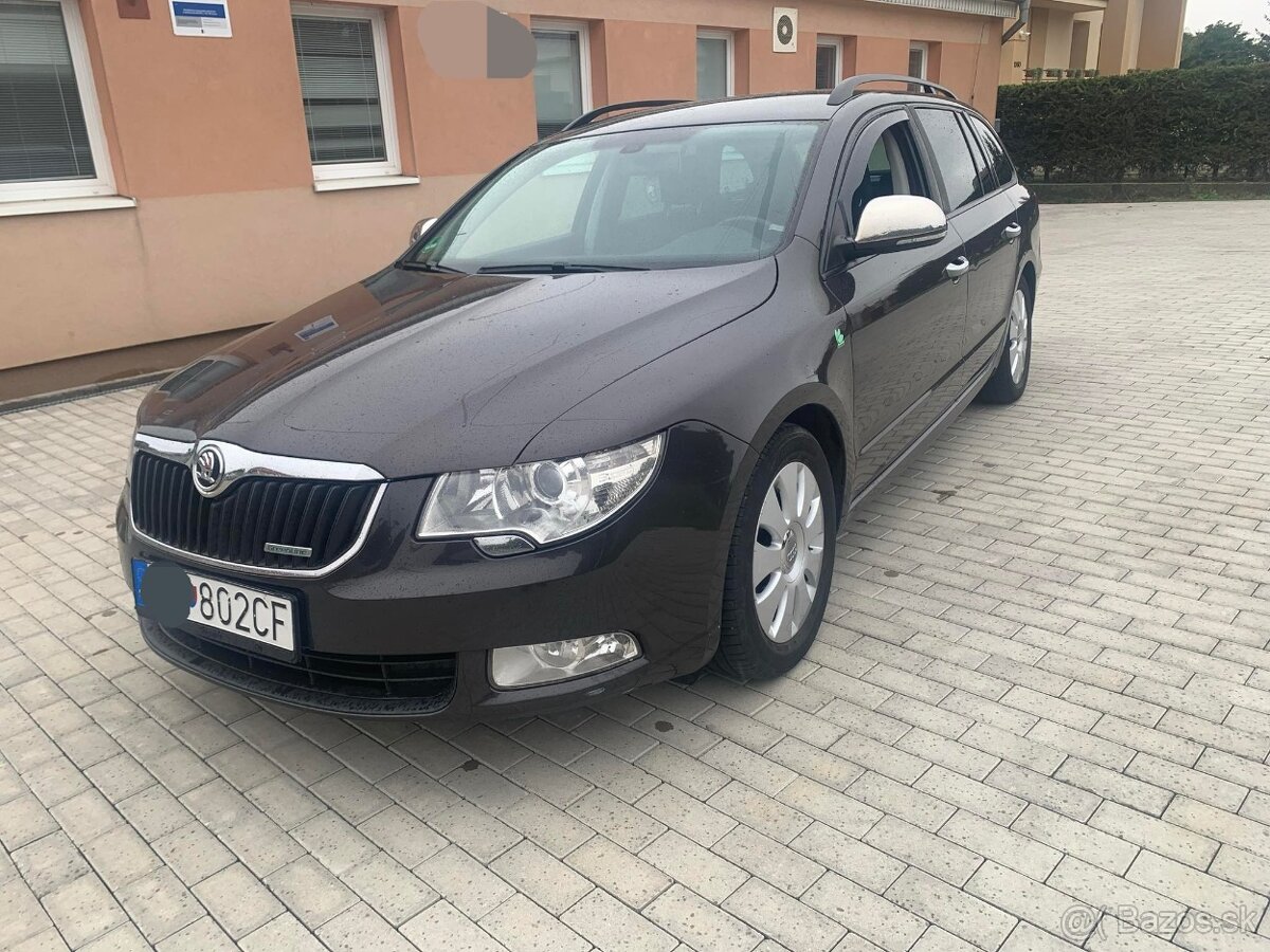 Predám Škoda Superb Combi II 1.6 TDI r.v2012 77kw GreenLine