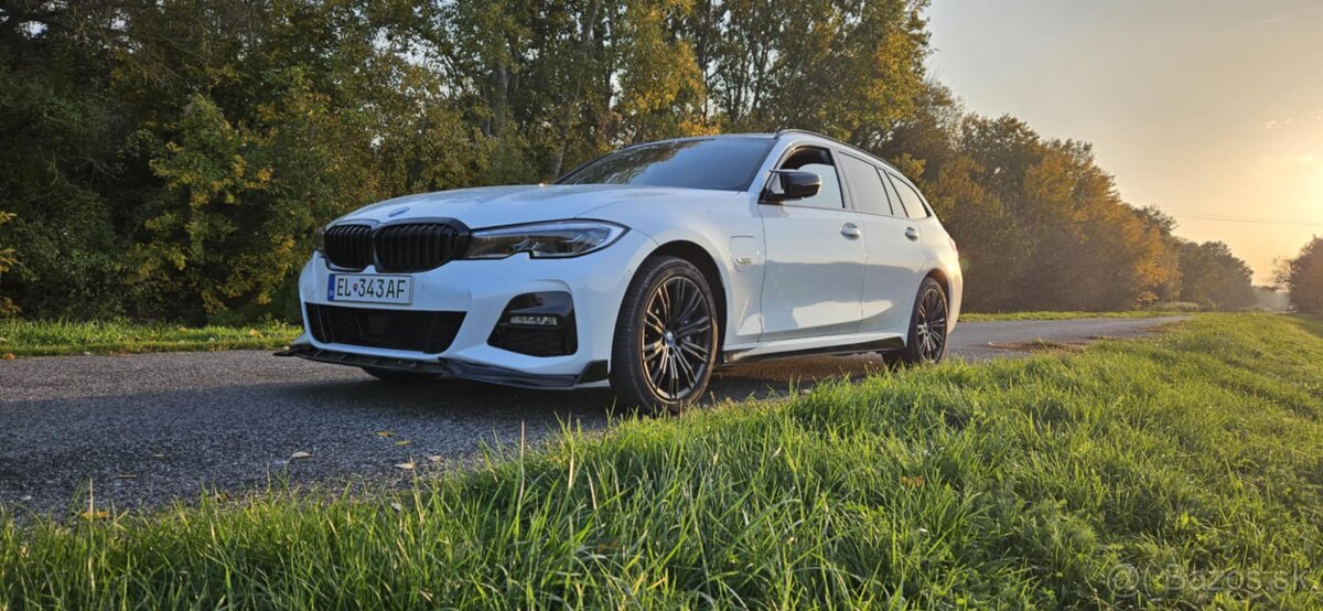 BMW 330E G21 Xdrive