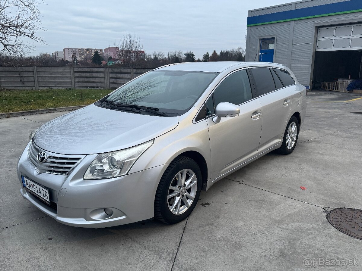 Predám Toyota Avensis 2.0 93kw Disel R.v 2011