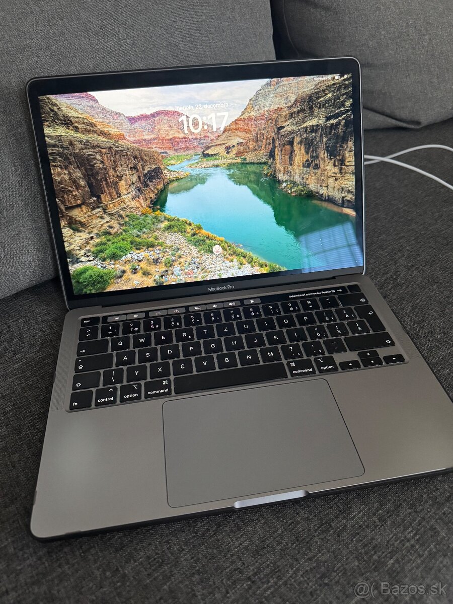 MacBook pro 2020 13 palcov