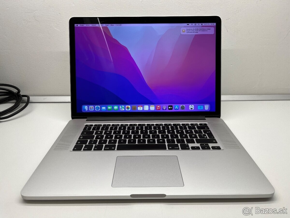 Apple MacBook Pro A1398 (mid 2015) 15.4" i7/16GB/256GB