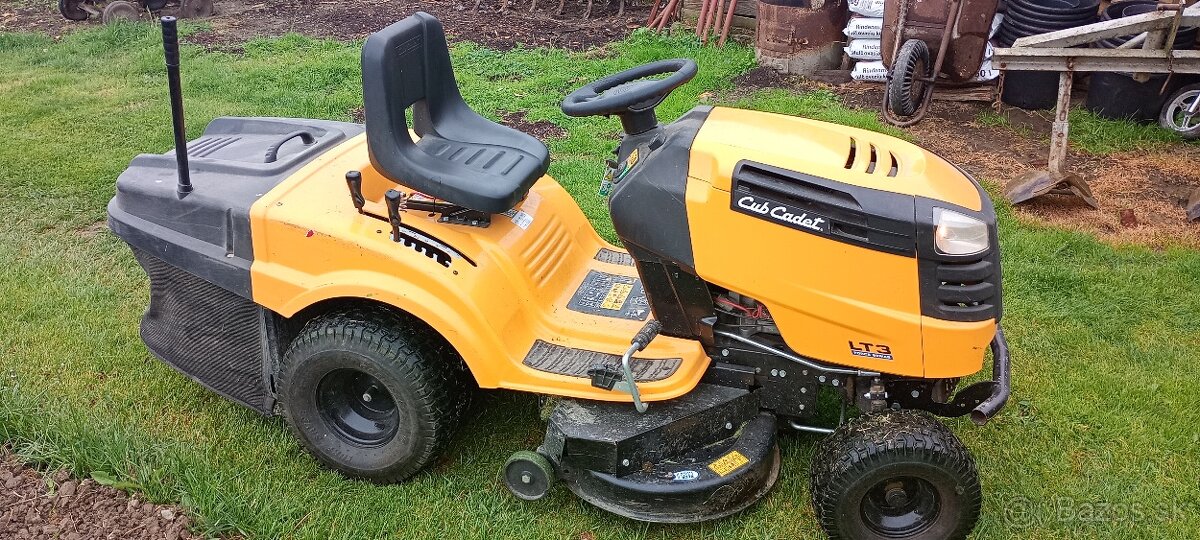 Traktorová kosacka Cub Cadet LT3