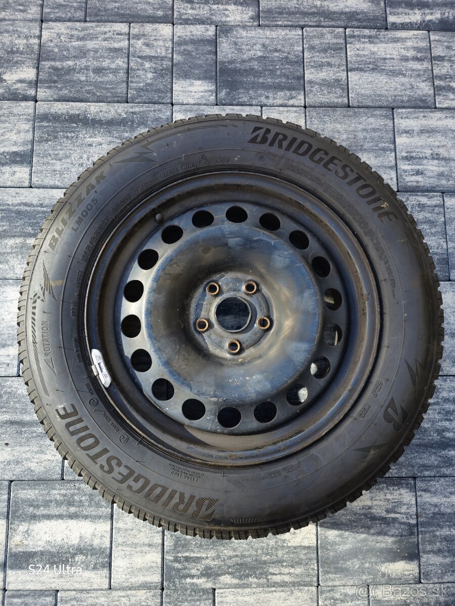 Zimne komplety 5x112 215/65R17 VW