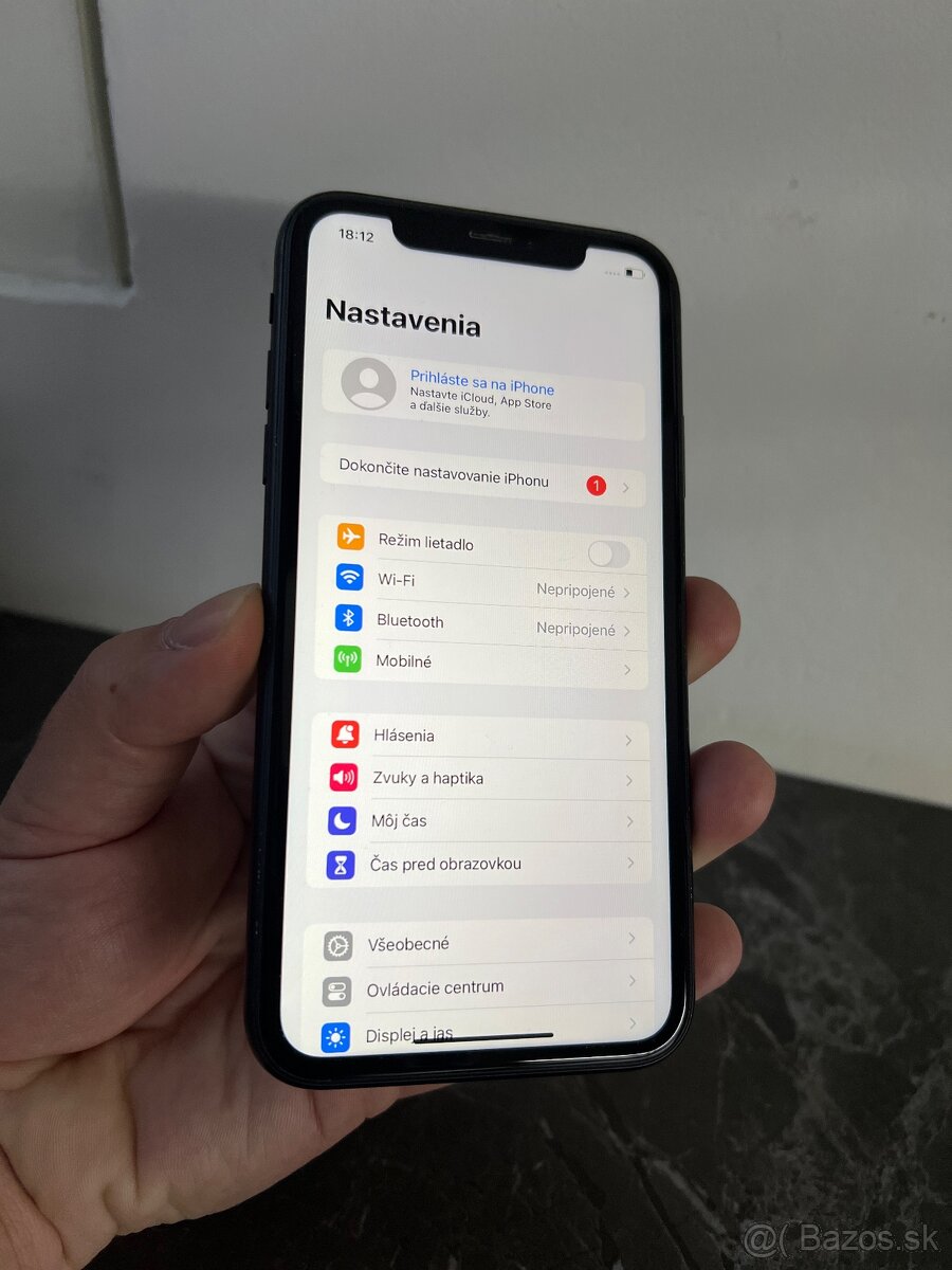 Predám vymenim Iphone XR 64GB Black