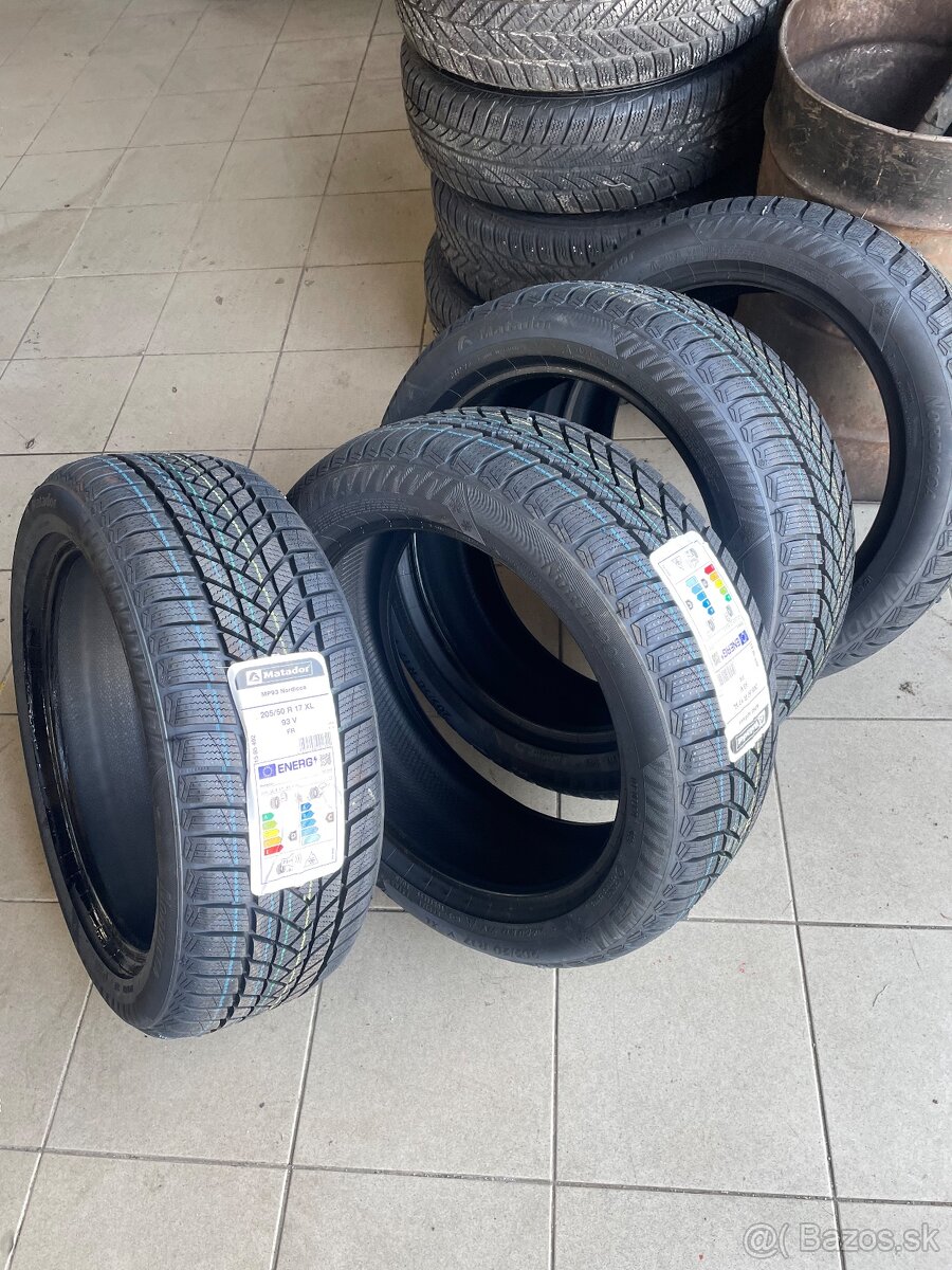 Predám čisto nové pneumatiky 205/50 R 17