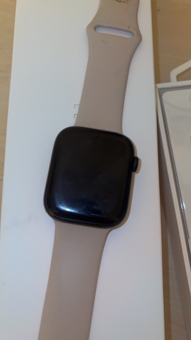 Apple Watch 8 45mm