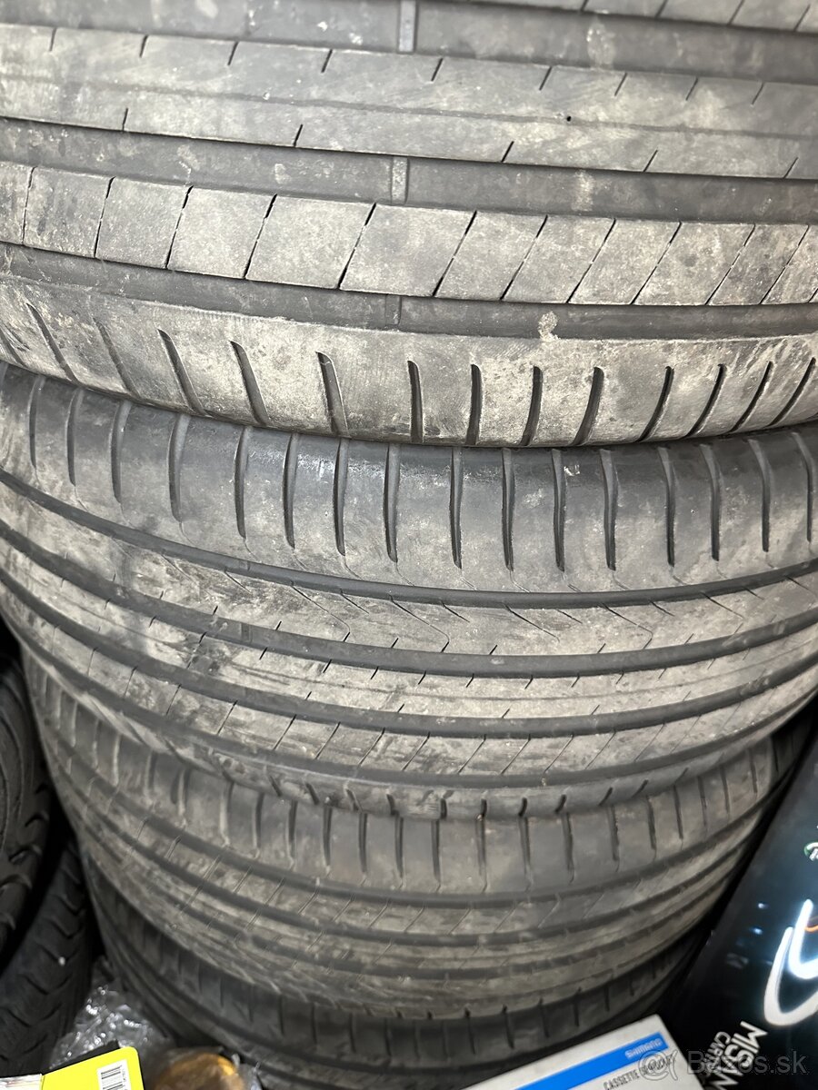 Pneumatiky Pirelli Scorpion 255/45 R19