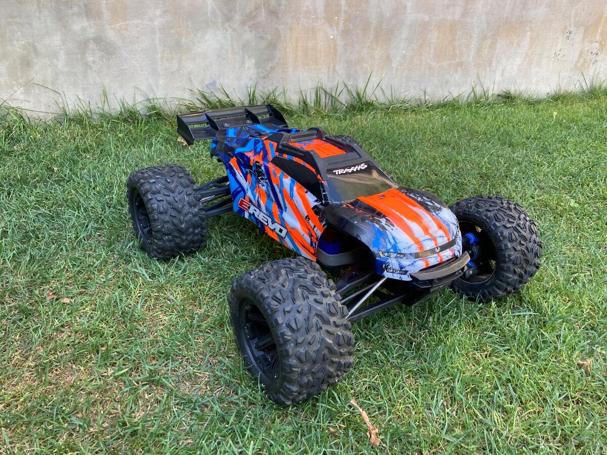 Traxxas E-revo 1:8 VXL RTR