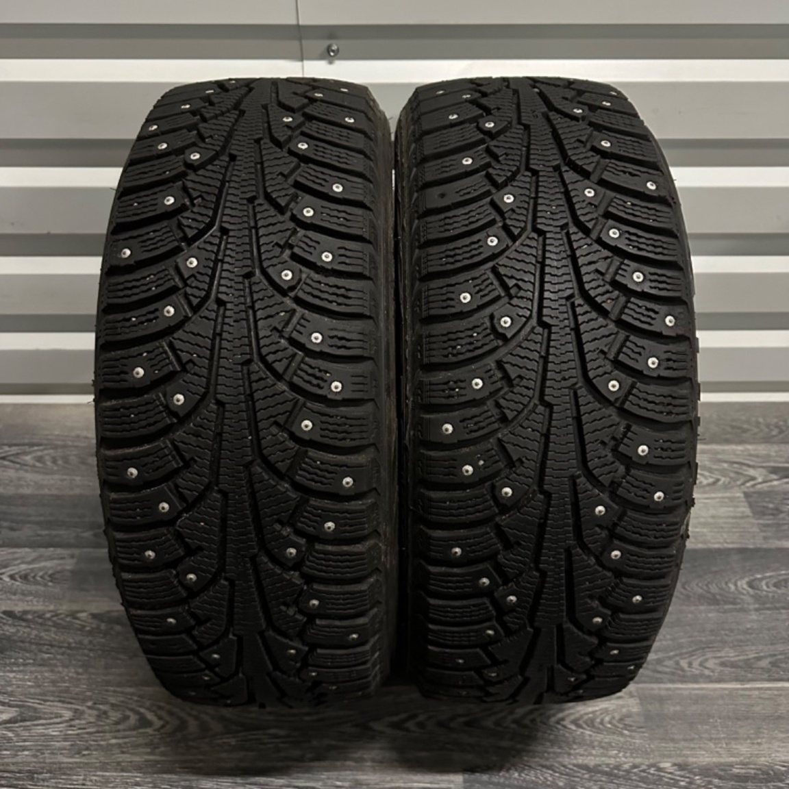 2ks pneu 205/55/16 NOKIAN