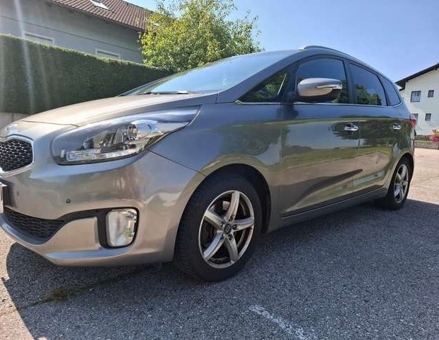 KIa Carens 1.7 crdi rok 2013