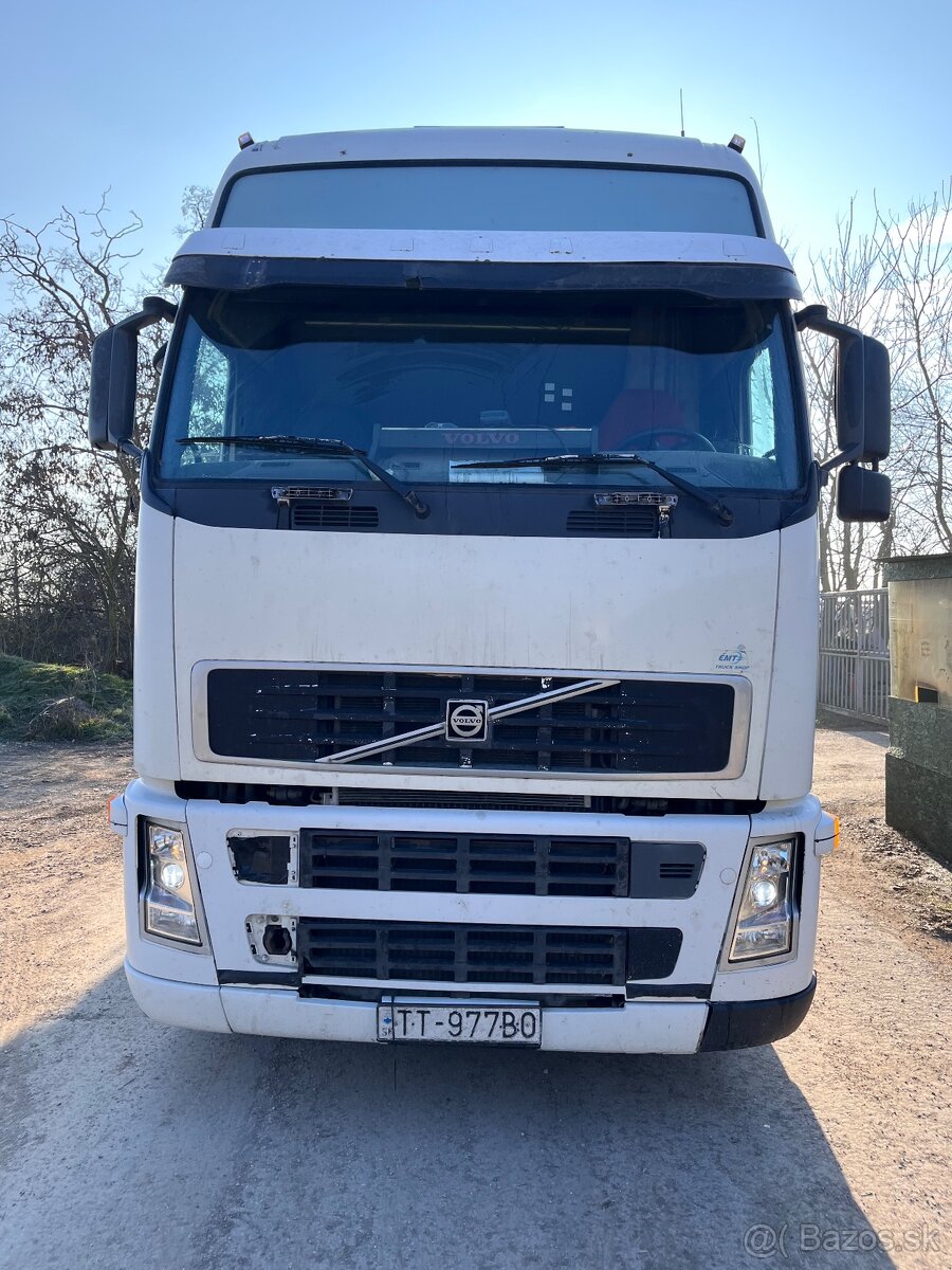 Volvo fh12 460 + sklápací naves menci