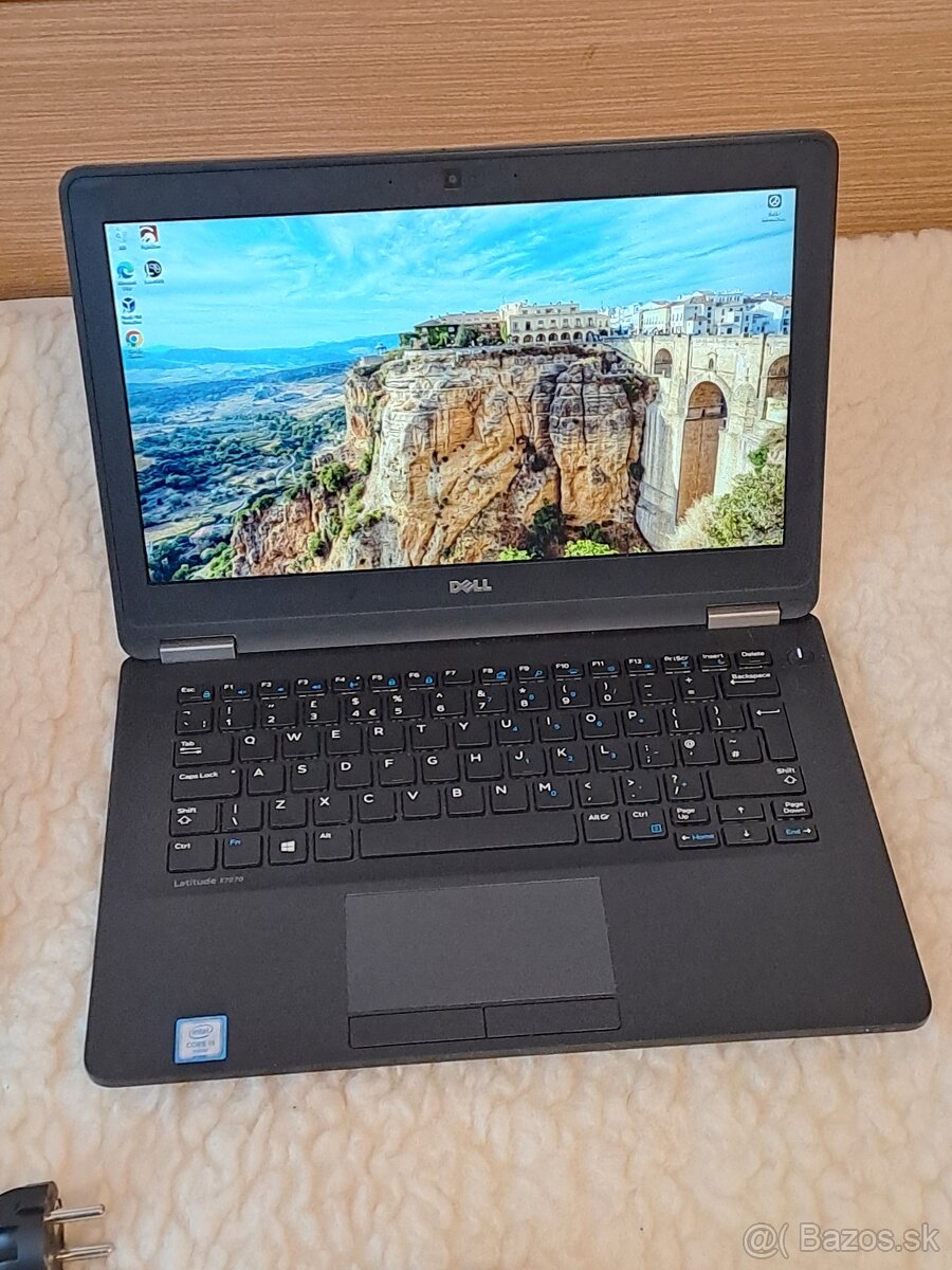 DELL Latitude 12-E7270 i5 256GB 16GB RAM + dokovacia stanica