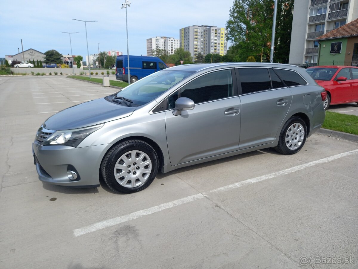 Toyota Avensis combi