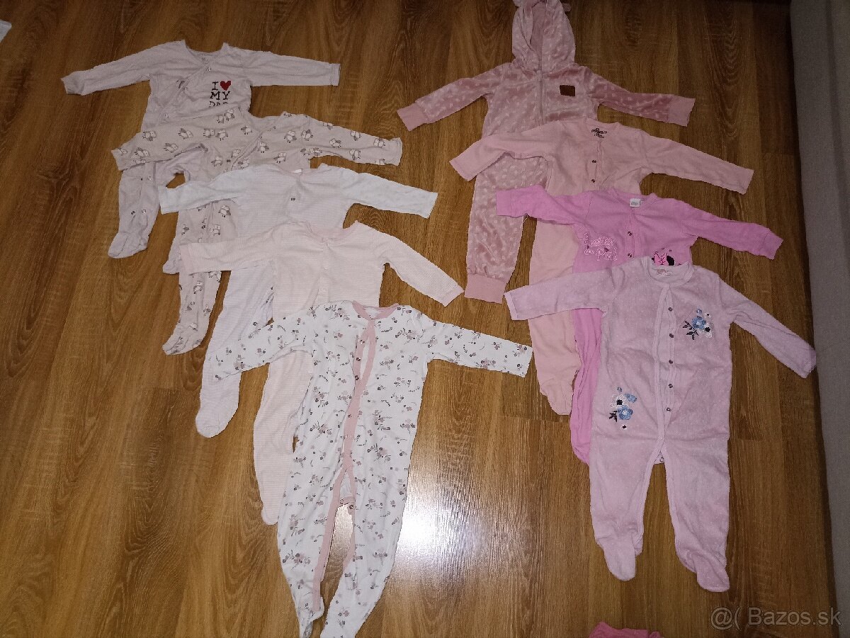 Detske dupacky, pyzamka 9-12M, 9ks za 10€