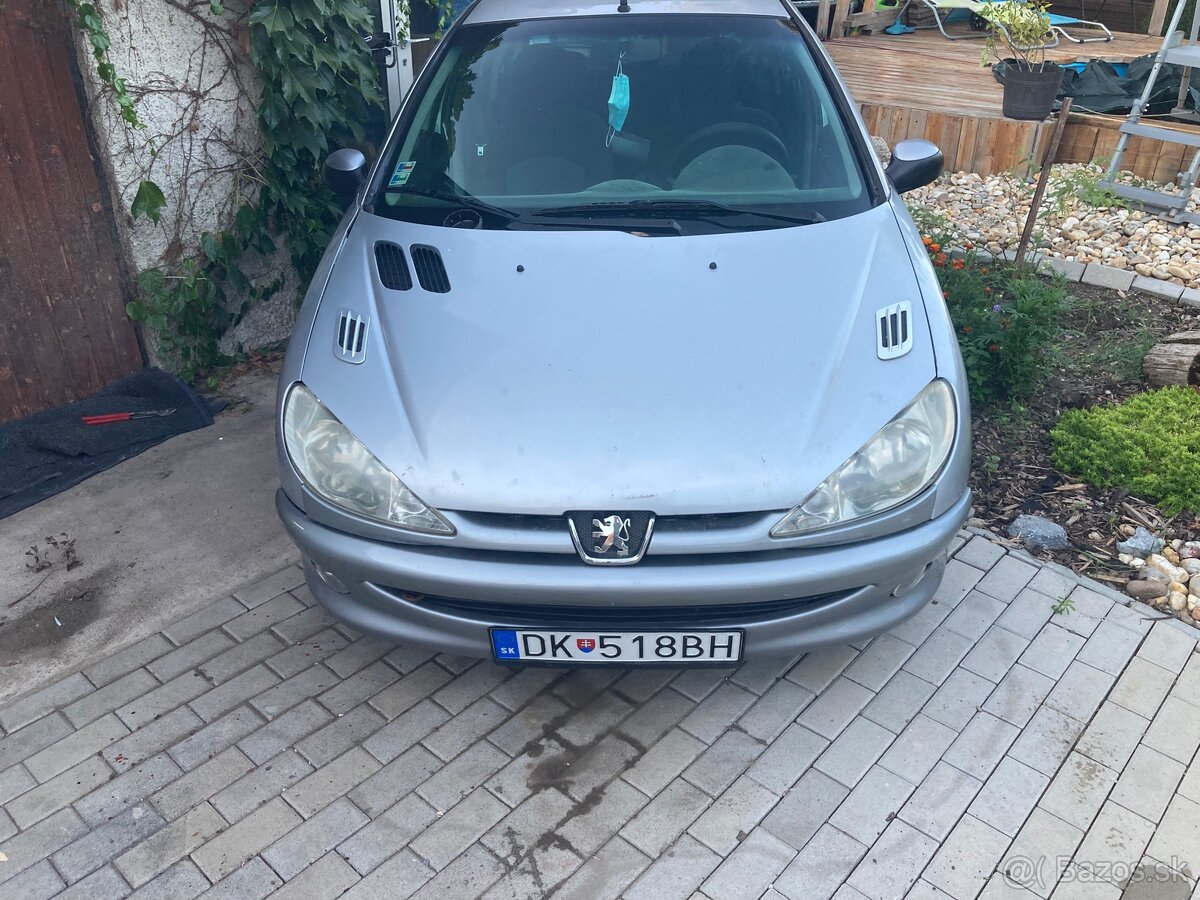 Peugeot 206 1.1E