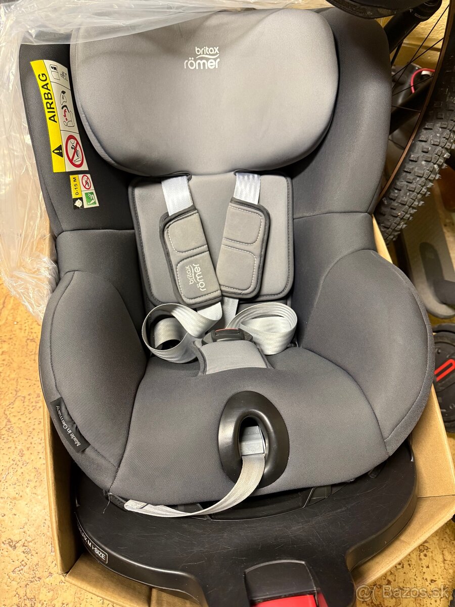 Autosedacka Britax Romer Dualfix M i-size