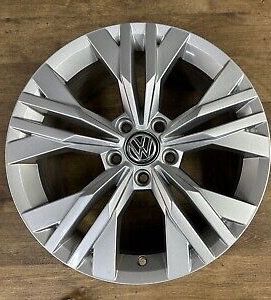 Orig alu disky vw passat alltrack arteon