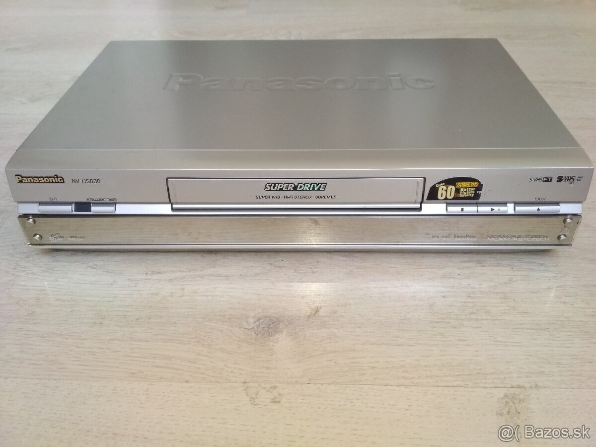 Videorekordér Panasonic NV-HS830 High-End S-VHS ET