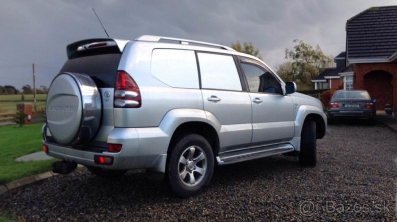 TOYOTA LAND CRUISER J120 J125 spoiler kridlo