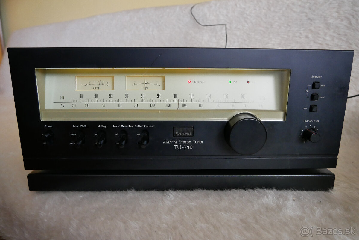 SANSUI TU-710 TOP STAV