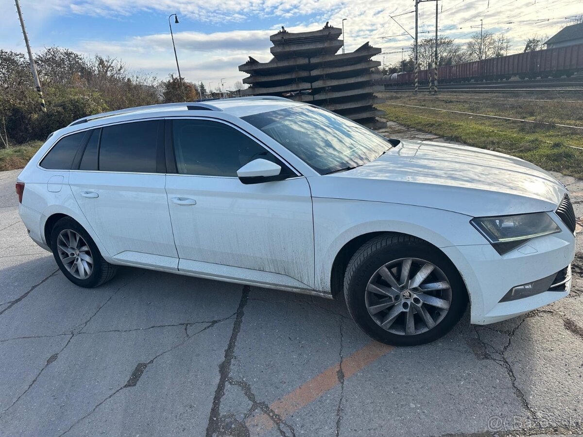 Škoda Superb 3