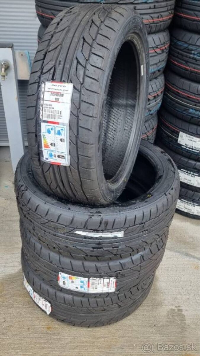 Letné pneu Nitto 215/45r18 93Y