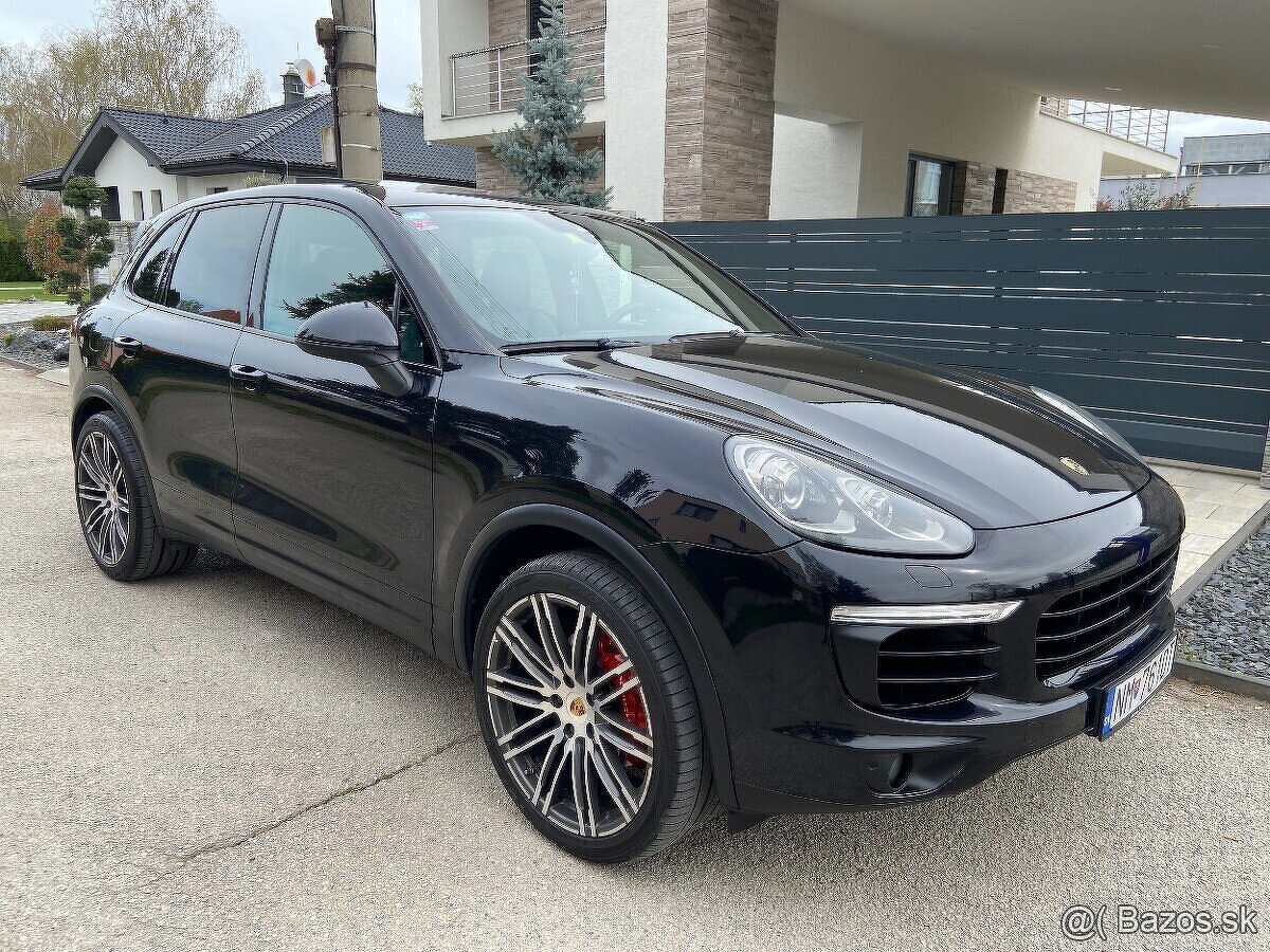 Porsche Cayenne 3.0TDI V6 Facelift ACC Panorama Webasto GTS