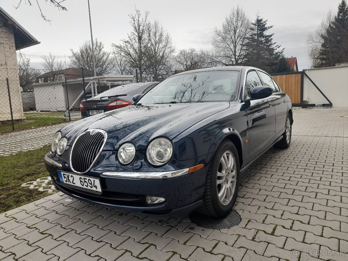 Jaguar 4.2 S type V8